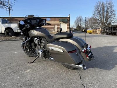 2025 Indian Motorcycle Chieftain PowerPlus Limited 112 w/PowerBand Audio Heavy Metal — interior view