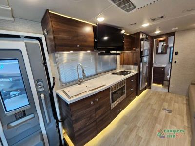 2023 Winnebago View — photo 23 view