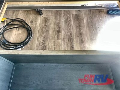 2025 Forest River RV Ozark - Photo 33