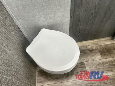 2025 Forest River RV Ozark - Photo 28
