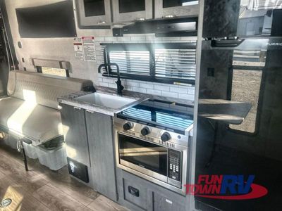 2025 Forest River RV Ozark - Photo 16