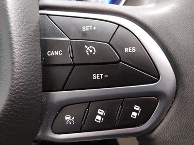 2024 Chrysler Pacifica — photo 20 view