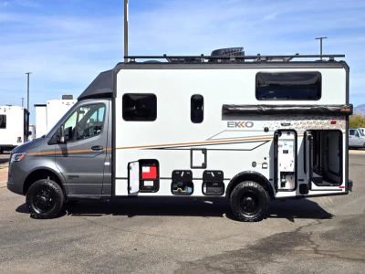 2026 Winnebago EKKO - Photo 20