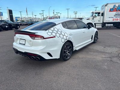 2023 Kia Stinger — detail view