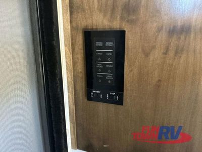 2018 Tiffin Motorhomes Wayfarer - Photo 22