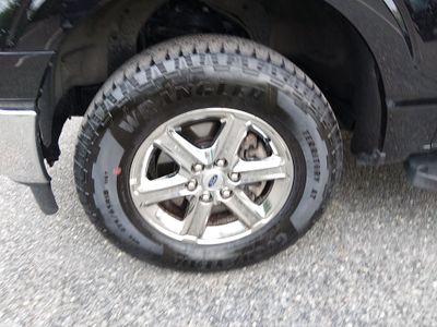 2025 Ford F-150 — photo 10 view
