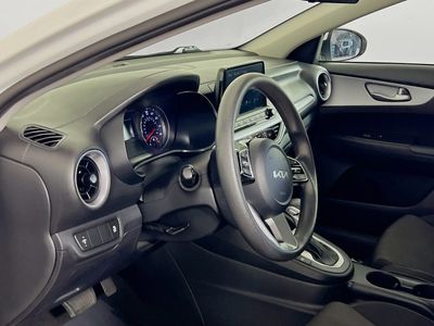 2024 Kia Forte - Photo 22