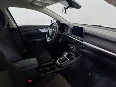 2024 Kia Forte - Photo 8
