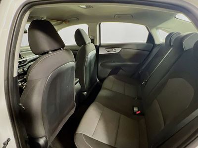 2024 Kia Forte - Photo 9