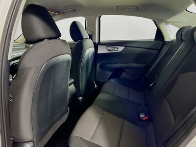 2024 Kia Forte - Photo 17