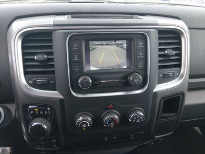 2024 Chevrolet Suburban - Photo 16