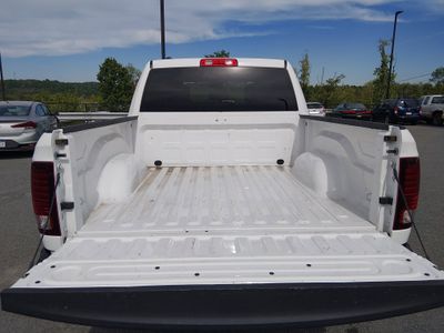 2024 Chevrolet Suburban - Photo 11