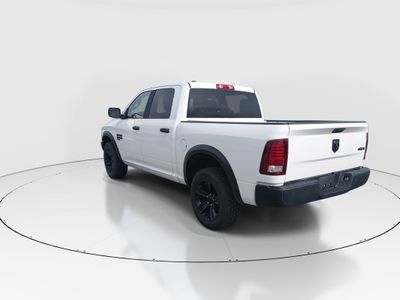 2024 Chevrolet Suburban - Photo 5