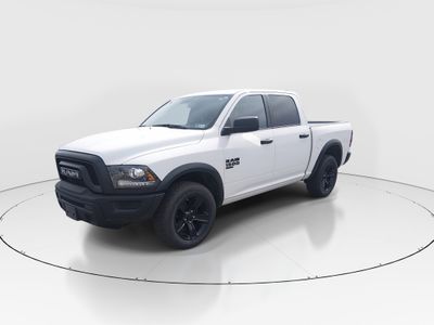 2024 Chevrolet Suburban - Photo 3