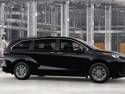 2026 Toyota Sienna — photo 13 view