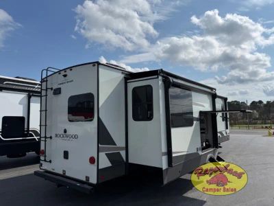 2026 Forest River RV Rockwood Signature - Photo 5