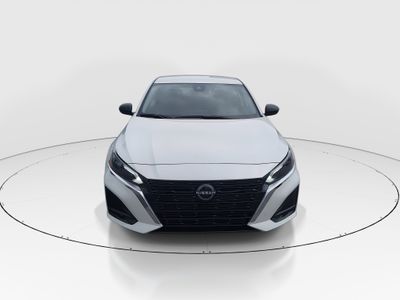 2024 Nissan Altima - Photo 2