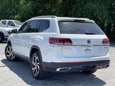 2023 Volkswagen Atlas — interior view