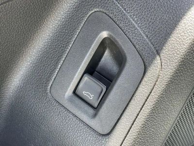 2023 Volkswagen Atlas — photo 14 view
