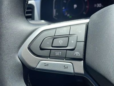 2023 Volkswagen Atlas — photo 21 view