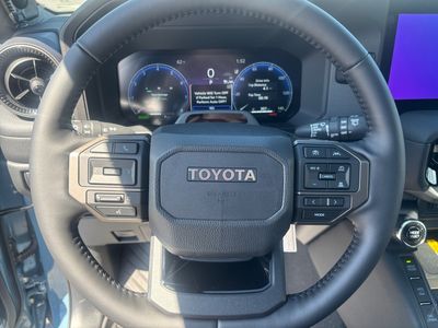 2026 Toyota Land Cruiser — photo 12 view