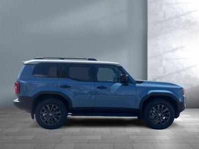 2026 Toyota Land Cruiser — photo 7 view
