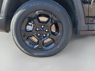 2023 Jeep Compass — photo 40 view