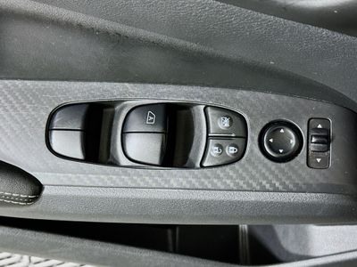 2024 Nissan Altima — photo 14 view