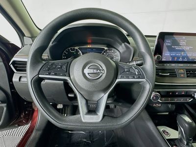 2024 Nissan Altima — photo 15 view