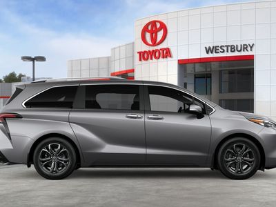 2026 Toyota Sienna — photo 12 view