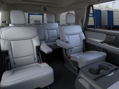 2026 Ford Expedition - Photo 17