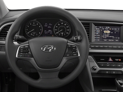 2018 Hyundai Elantra — photo 18 view