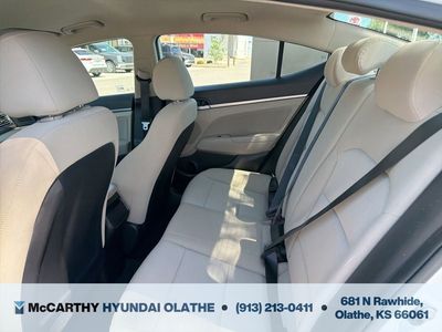 2018 Hyundai Elantra — detail view