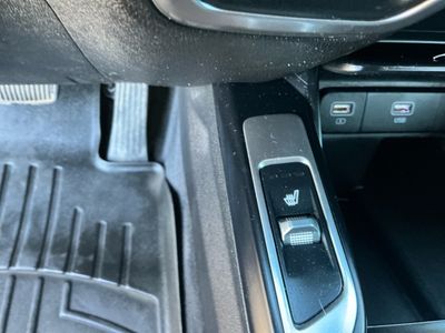 2022 Kia Sorento — photo 11 view