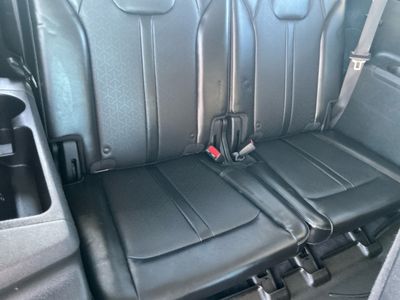 2022 Kia Sorento — photo 9 view