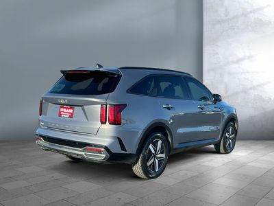 2022 Kia Sorento — side profile view