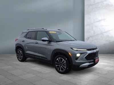 2025 Chevrolet Trailblazer — front three-quarter view