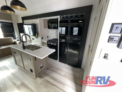 2026 Forest River RV Wildwood Heritage Glen - Photo 12