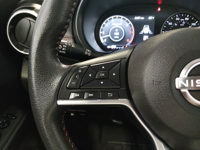 2024 Nissan Kicks — photo 9 view