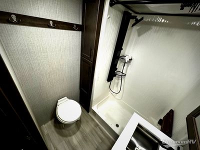 2022 Grand Design Solitude - Photo 4