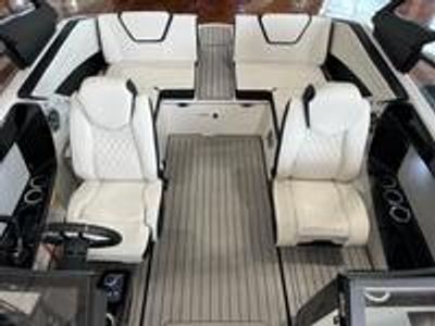 2026 Yamaha 222 S — photo 10 view