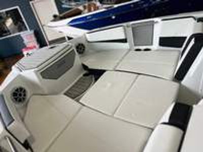 2026 Yamaha 222 S — photo 8 view