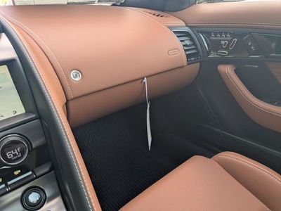 2024 Jaguar F-TYPE - Photo 14