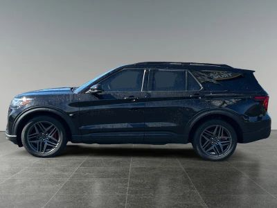 2025 Ford Explorer — interior view