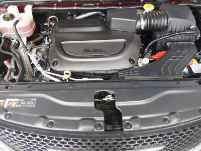 2023 Chrysler Voyager — photo 9 view