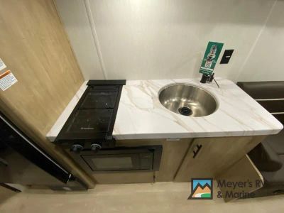 2026 Forest River RV Cherokee Grey Wolf - Photo 10