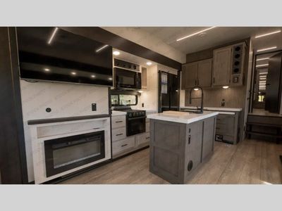2025 Forest River Cherokee Arctic Wolf Suite — interior view