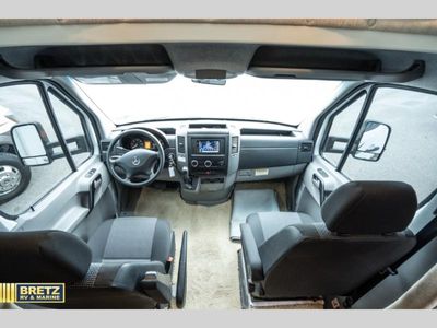2012 Winnebago View Profile — photo 24 view