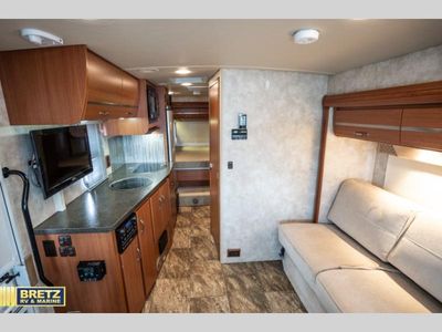 2012 Winnebago View Profile — photo 8 view