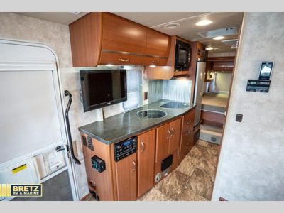 2012 Winnebago View Profile — photo 9 view
